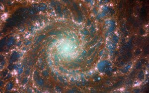 Die Phantomgalaxie im gesamten Spektrum