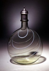 Glasdekantierflasche