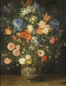 Stillleben mit Blumen in einem skulptierten Krug, ca. 1620-24
