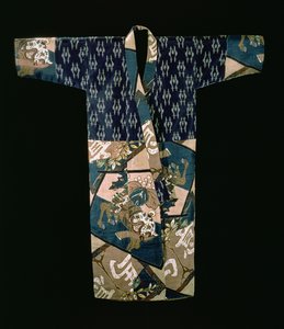 Jungen-Nagajuban unter Kimono mit einem Design von geschmückten Pferden, Showa-Periode, vor 1950 von Japanese School