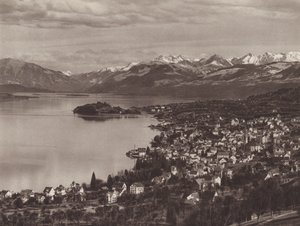 Schweiz: Der Zürichsee, Horgen, die Au und die Alpen von Jean Gaberell