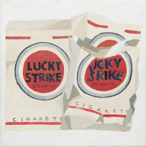 Weiße Lucky Strike Zigarettenpackungen von Jennifer Abbott