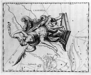 Die Konstellation Kassiopeia: Kassiopeia, Frau des Königs von Äthiopien Cepheus, sitzt auf einem mit Palmen geschmückten Stuhl. Tafel aus „Firmamentum Sobiescanum sive Uranographia“ von Johannes Hevelius (1611-1687)
