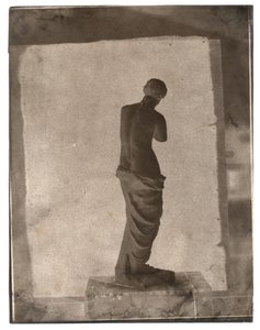 Ohne Titel [Stillleben mit einer Statuette der Venus von Milo], 1852-53 von John Beasley Greene