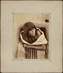 Zuni, zuschauend. von John K. Hillers