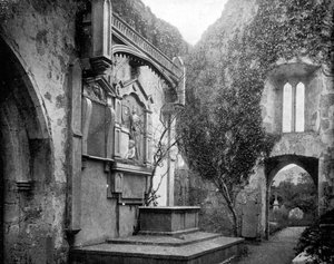 Muckross Abbey, Seen von Killarney, Irland von John L. Stoddard