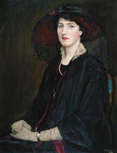 Porträt von Lady Raeburn, sitzend, halblang, in einer Spitzenjacke, Perlenkette und schwarzem Hut