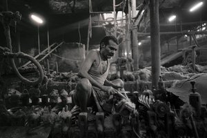Jutefabrik, Kolkata, Indien, 2017 von Jon Nicholson