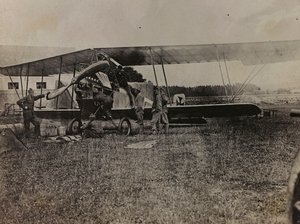 Album "Meine weltkriegs - Erinnerungen Südwestfront (Kärnten, Italien, Südtirol) 31/03/1915-12/11/1918 - Josef Zohles Wien": Österreichische Soldaten mit einem M