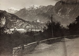 Album "Meine Weltkriegs-Erinnerungen Südwestfront (Kärnten, Italien, Südtirol) 31/03/1915-12/11/1918 - Josef Zohles Wien": Kriegsgebiet (s/w Foto) von Josef Zohles