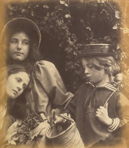Elizabeth Keown, Kate Keown und Freddy Gould, ca. 1866-1868 von Julia Margaret Cameron