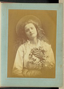 ["Denn ich werde die Maikönigin sein, Mutter, ich werde die Maikönigin sein"] von Julia Margaret Cameron