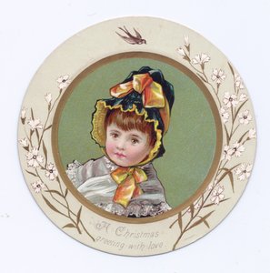 Viktorianische Grußkarte von einem Jungen, der seinen Arm um ein Mädchen legt und ein Buch betrachtet, ca. 1880