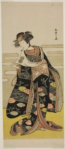 Der Schauspieler Segawa Kikunojo III als Onami verkleidet als Drachenprinzessin im Stück Saki Masuya Ume no Kachidoki, aufgeführt im Ichimura-Theater im elften Monat, 1778