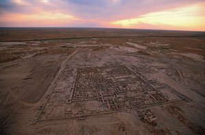 Luftaufnahme der Ausgrabungsstätte; Oxus-Zivilisation; Turkmenistan; Gonur Depe-Stätte; Victor Sarianidi