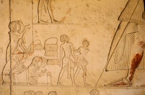 Relief aus dem Grab von Horemheb; zeigt Schreiber, die Gefangene aufzeichnen, 2003 (Foto)