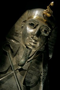 Silber- und Goldsarkophag von Psusennes I., Dritte Zwischenzeit, 2002 (Foto) von Kenneth Garrett