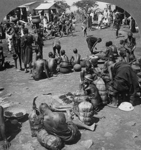 Der einheimische Markt in Port Florence, Viktoriasee, Kenia, ca. 1901-1903 von Keystone View Company