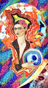Surreale Frau mit Blumenkrone von Kostyantin Malginov
