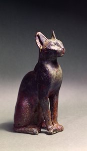 Statuette einer Katze mit goldenen Ohrringen, die heilige Darstellung der Göttin Bastet, ca. 664-630 v. Chr.
