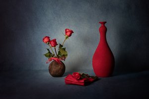 Elegante Rote Rose Stillleben