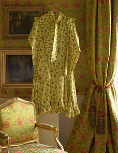 Kleid der Gräfin von Burlington von Vetements, Frühling/Sommer 2016, Chatsworth House (Foto)