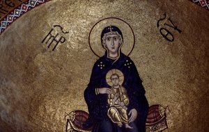 Mosaik der Jungfrau Maria aus dem Inneren des Klosters Hosios Loukas, Griechenland, gegründet im frühen 10. Jahrhundert