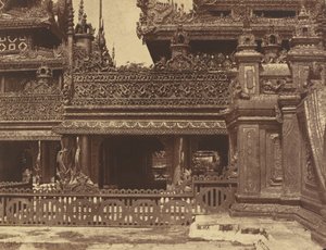 Amerapoora: Ein weiterer Teil des Balkons von Kyoung Nr. 86 von Linnaeus Tripe