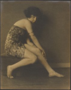 Akrobatische Tänzerin von Louis Fleckenstein