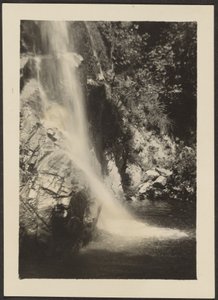 [Landschaft mit Wasserfall] von Louis Fleckenstein