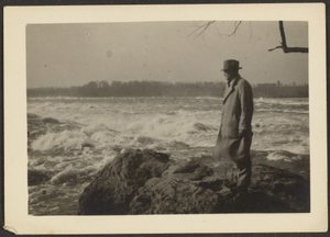 Mann am Meer von Louis Fleckenstein