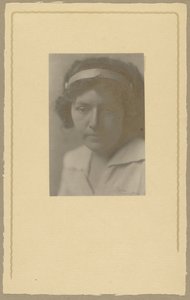 [Sara Holin] von Louis Fleckenstein