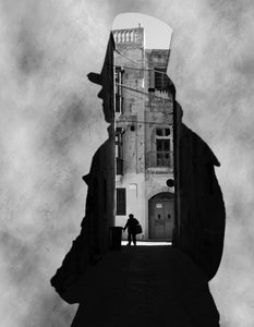 Silhouette des Mannes in der Gasse