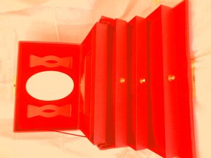 Rotes Ding