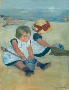 Spielende Kinder am Strand
