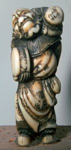 Japanisches Netsuke eines chinesischen Tänzers und Kindes, 18. Jahrhundert von Masahira