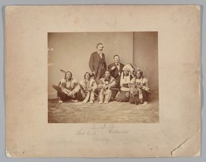 General J. E. Smith und Indianer von Mathew B. Brady