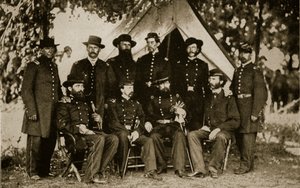 General Jefferson C. Davis und Stab von Mathew and studio Brady