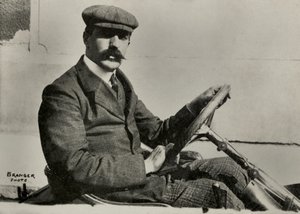 Porträt des Motorradfahrers Henri Cissac