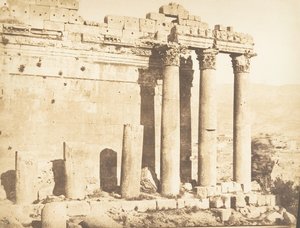 Westliche Kolonnade des Tempels des Jupiter in Baalbek Heliopolis