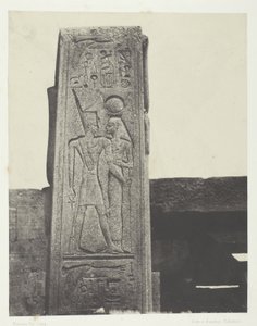 Palast von Karnak, Säule vor dem Granitheiligtum; Theben