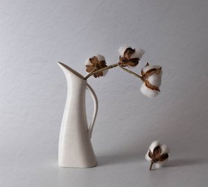 Minimalistische Baumwollvase von May G