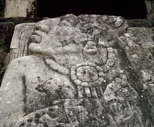 Stele im Haus A, Patio 2 im Palast von Mayan