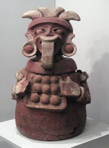 Graburne, La Lagunita, Frühklassische Periode, 250-550 n. Chr. von Mayan Mayan
