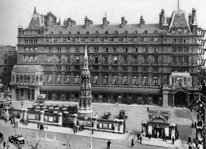 Bahnhof Charing Cross, London von McLeish