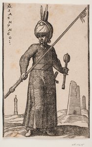 Stehender Soldat, von vorne gesehen; in seiner rechten Hand eine Lanze mit einer Fahne an der Spitze; in seiner linken Hand eine Keule; auf seinem Kopf ein Turban mit zwei Federn; in der Landschaft ein "Leuchtturm" und ein paar obeliskartige Gebäude von Melchior Lorck