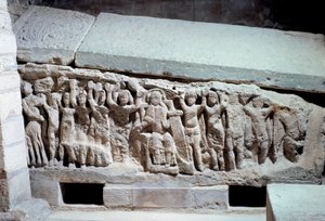 Merowingische Kunst: Basreliefs des Grabes von Agilbert (7. Jahrhundert), Bischof von Paris