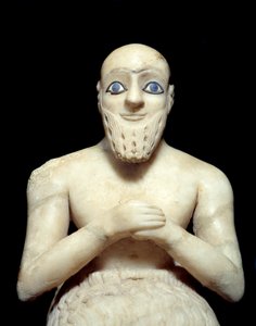 Kunst Mesopotamien: Statue des Verwalters Ebih-il. Skulptur aus Alabaster, Muschel, Lapislazuli und Schiefer, um 2500 v. Chr. (Sumerische Periode, um 2900-2200 v. Chr.). Aus Mari. Höhe: 0,525 m. Paris, Louvre Museum von Mesopotamian