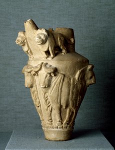 Mesopotamische Kunst: Ritual-Kalksteinvase mit Stieren und Löwen. Sun. h. 30,2 cm. Von der Stätte Uruk (oder Uruk), Irak. Bagdad, Archäologisches Museum von Mesopotamian Mesopotamian