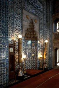 Innenansicht der Rustem-Pascha-Moschee von Mimar Sinan